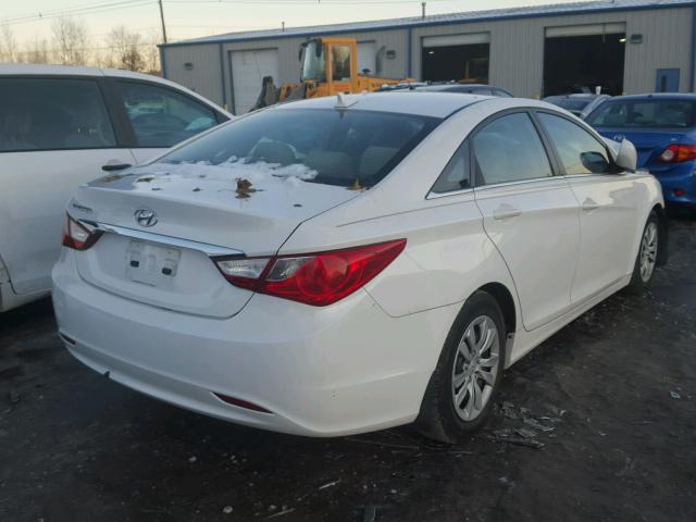 5NPEB4AC6BH097937 - 2011 HYUNDAI SONATA GLS WHITE photo 4