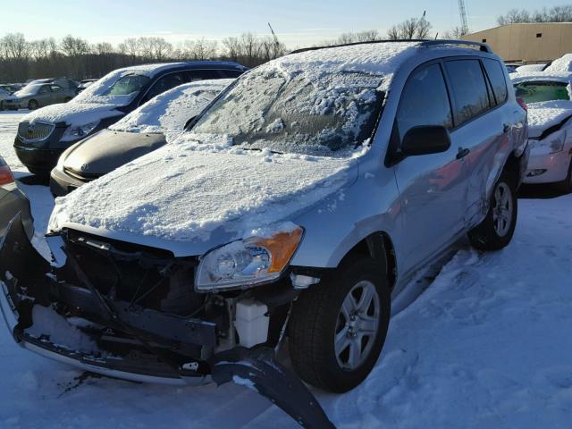 2T3ZF4DVXAW047956 - 2010 TOYOTA RAV4 SILVER photo 2