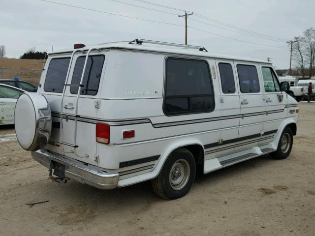 1GBEG25K3PF302241 - 1993 CHEVROLET G20 WHITE photo 4