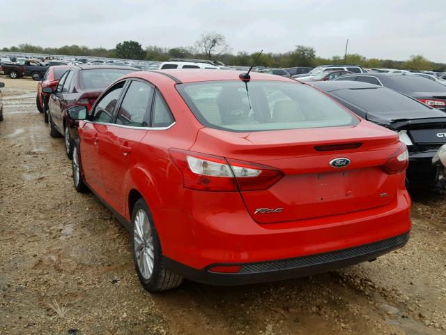 1FAHP3H28CL210781 - 2012 FORD FOCUS SEL RED photo 3