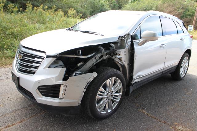 1GYKNFRSXJZ114600 - 2018 CADILLAC XT5 PREMIU SILVER photo 2