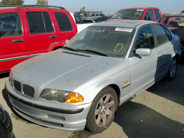 WBAAM3332YFP69136 - 2000 BMW 323 I SILVER photo 2