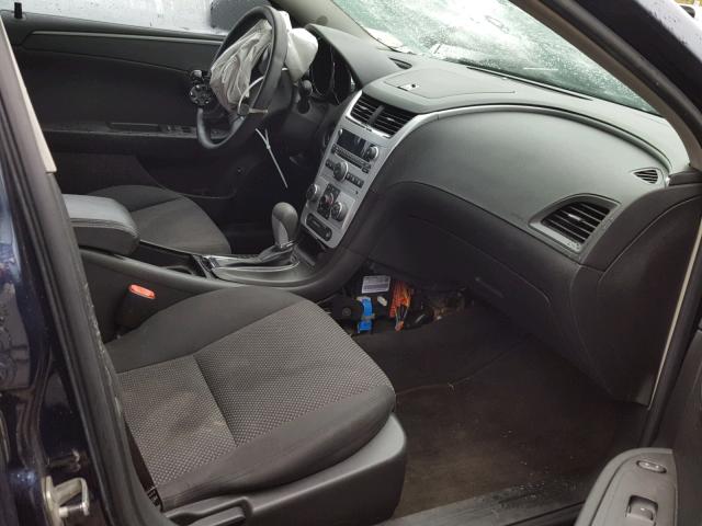 1G1ZH57B18F177968 - 2008 CHEVROLET MALIBU 1LT BLUE photo 5