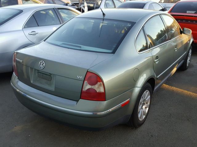 WVWPH63B91E119788 - 2001 VOLKSWAGEN PASSAT GLS GREEN photo 4