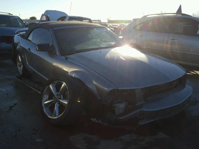 1ZVFT85H475369579 - 2007 FORD MUSTANG GT GRAY photo 1