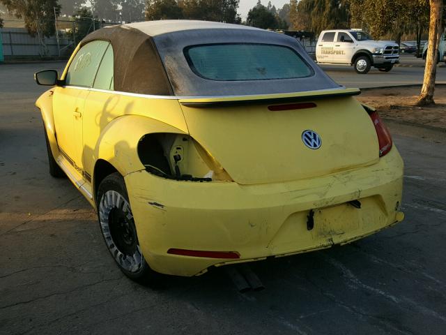 3VW5P7AT0DM817648 - 2013 VOLKSWAGEN BEETLE YELLOW photo 3