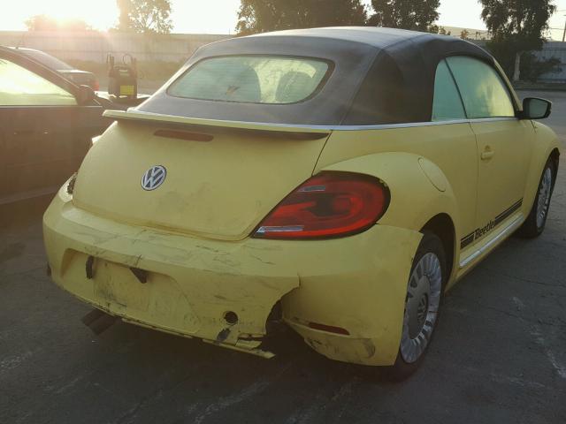 3VW5P7AT0DM817648 - 2013 VOLKSWAGEN BEETLE YELLOW photo 4