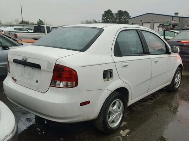 KL1TD56696B522320 - 2006 CHEVROLET AVEO BASE WHITE photo 4