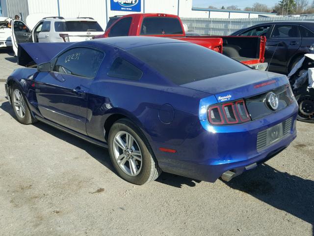 1ZVBP8AM1E5268440 - 2014 FORD MUSTANG BLUE photo 3