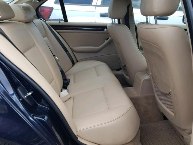 WBAAZ33435KW77966 - 2005 BMW 325 IS SUL BLACK photo 6