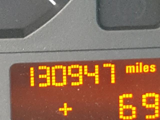 WBAAZ33435KW77966 - 2005 BMW 325 IS SUL BLACK photo 8