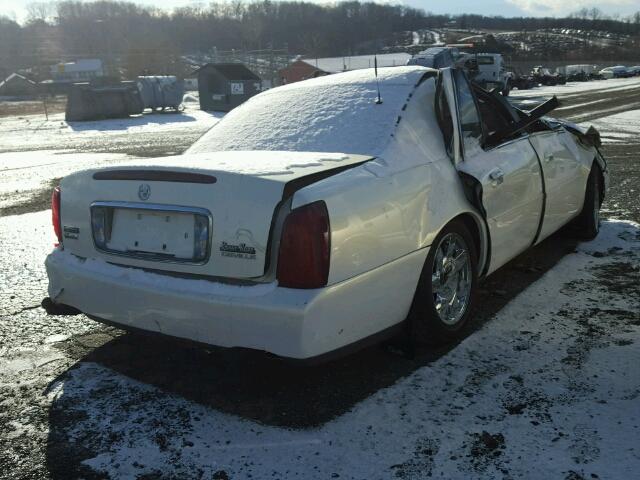 1G6KD54Y04U133062 - 2004 CADILLAC DEVILLE WHITE photo 4