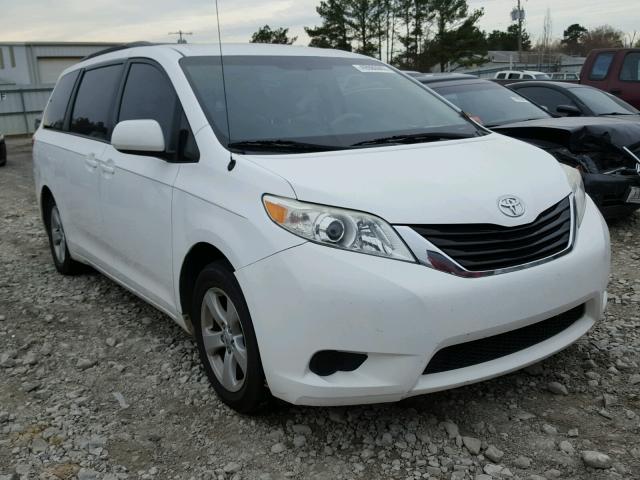 5TDKK3DC2CS195514 - 2012 TOYOTA SIENNA LE WHITE photo 1