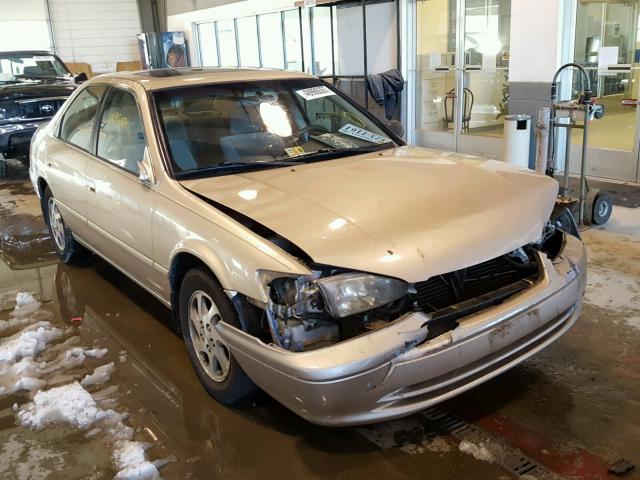 JT2BG22K210557078 - 2001 TOYOTA CAMRY CE GOLD photo 1