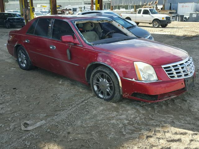 1G6KD57Y58U165667 - 2008 CADILLAC DTS RED photo 1