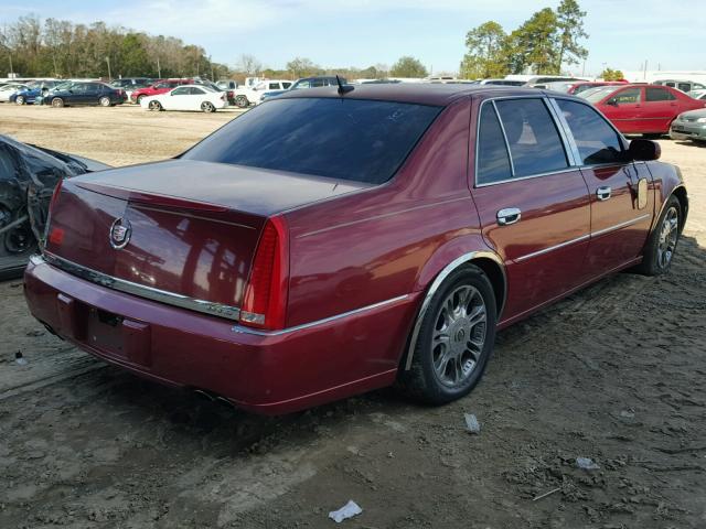 1G6KD57Y58U165667 - 2008 CADILLAC DTS RED photo 4