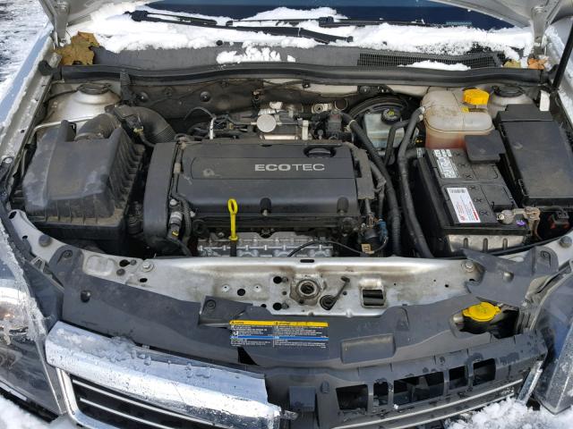 W08AT671985047242 - 2008 SATURN ASTRA XR SILVER photo 7