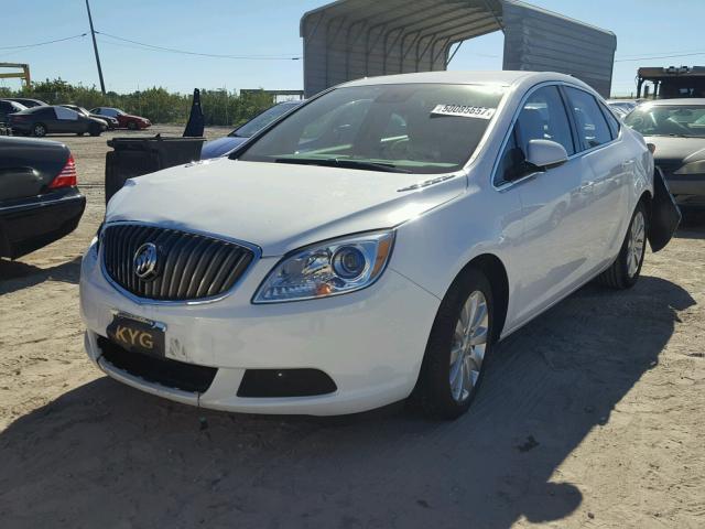 1G4PP5SK7G4165760 - 2016 BUICK VERANO WHITE photo 2