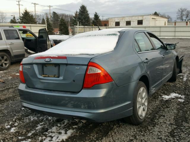 3FAHP0HA3BR259621 - 2011 FORD FUSION SE BLUE photo 4