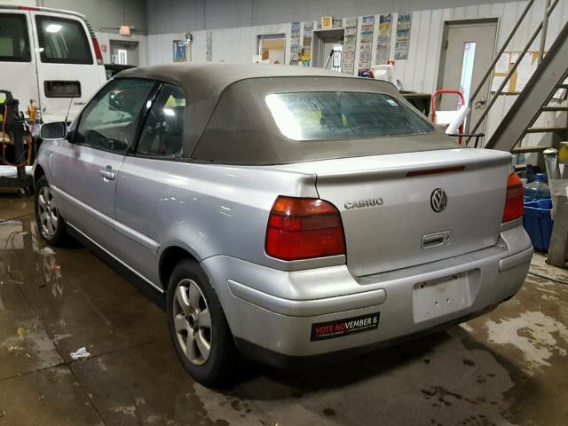 3VWDC21V42M814132 - 2002 VOLKSWAGEN CABRIO GLX 银色 照片 3