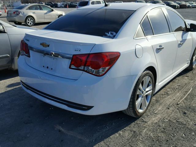 1G1PG5SB6E7378076 - 2014 CHEVROLET CRUZE LTZ WHITE photo 4