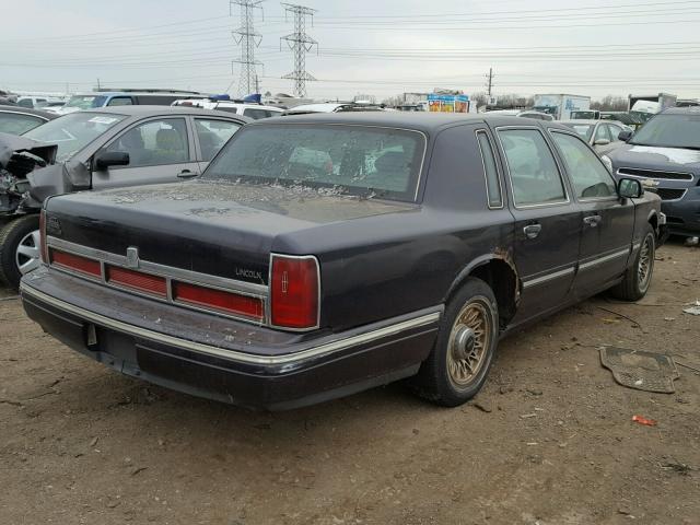 1LNLM81W1TY695979 - 1996 LINCOLN TOWN CAR E PURPLE photo 4