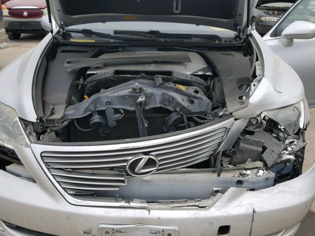 JTHBL46F085063891 - 2008 LEXUS LS 460 SILVER photo 7