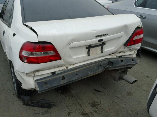 YV1VS29561F678240 - 2001 VOLVO S40 1.9T WHITE photo 9