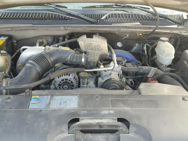 1GBJK39163E230536 - 2003 CHEVROLET SILVERADO SILVER photo 7