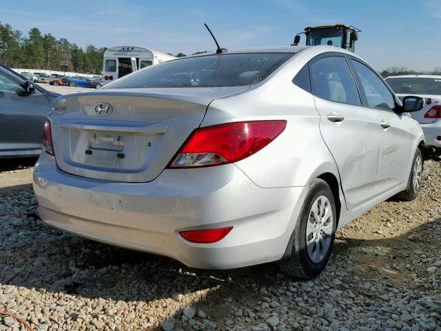 KMHCT4AE0GU973464 - 2016 HYUNDAI ACCENT SE SILVER photo 4