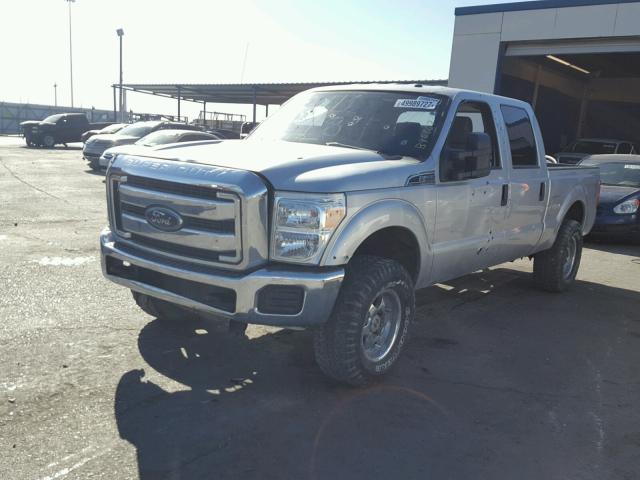 1FT7W2B66GEB95867 - 2016 FORD F250 SUPER SILVER photo 2