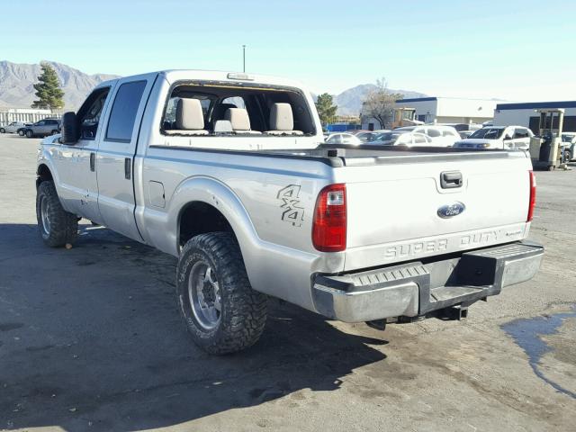 1FT7W2B66GEB95867 - 2016 FORD F250 SUPER SILVER photo 3