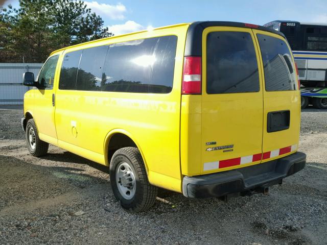 1GN2GXDG6A1139332 - 2010 CHEVROLET EXPRESS G3 YELLOW photo 3