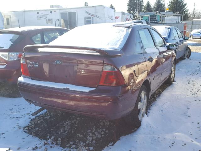 1FAHP34N17W289411 - 2007 FORD FOCUS ZX4 MAROON photo 4