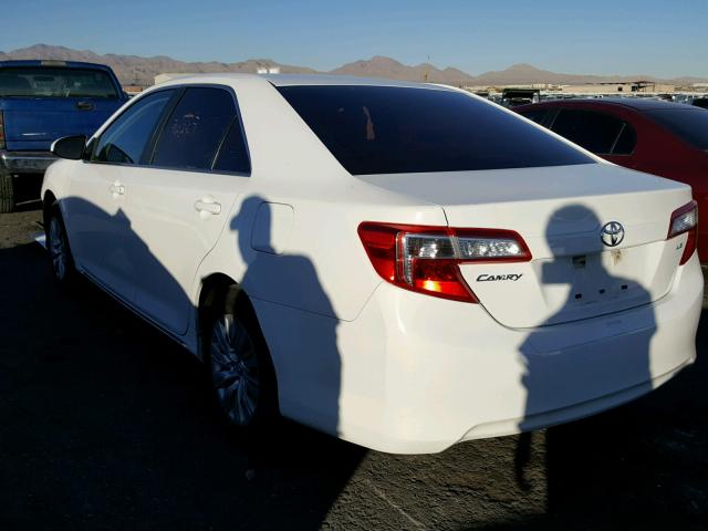 4T4BF1FK6DR310997 - 2013 TOYOTA CAMRY L WHITE photo 3