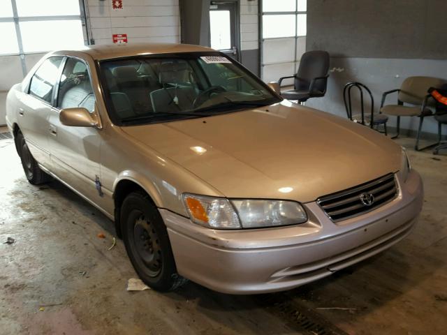 JT2BG22K910536714 - 2001 TOYOTA CAMRY CE GOLD photo 1