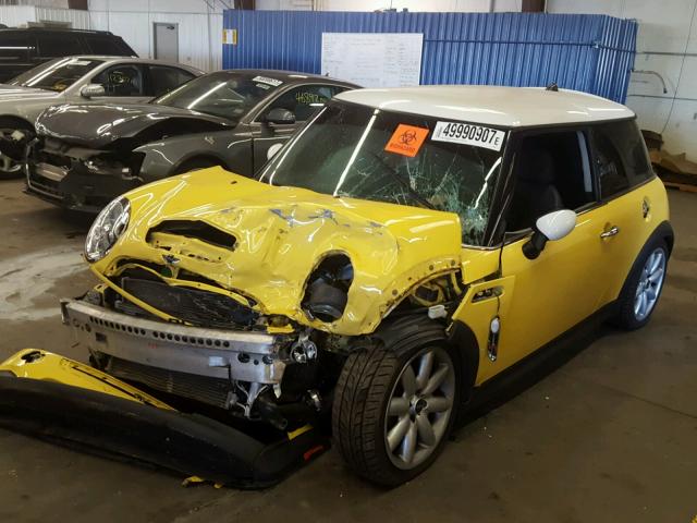 WMWRE33413TD70949 - 2003 MINI COOPER S YELLOW photo 2