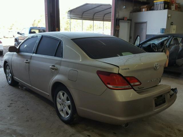 4T1BK36B26U105925 - 2006 TOYOTA AVALON XL GOLD photo 3