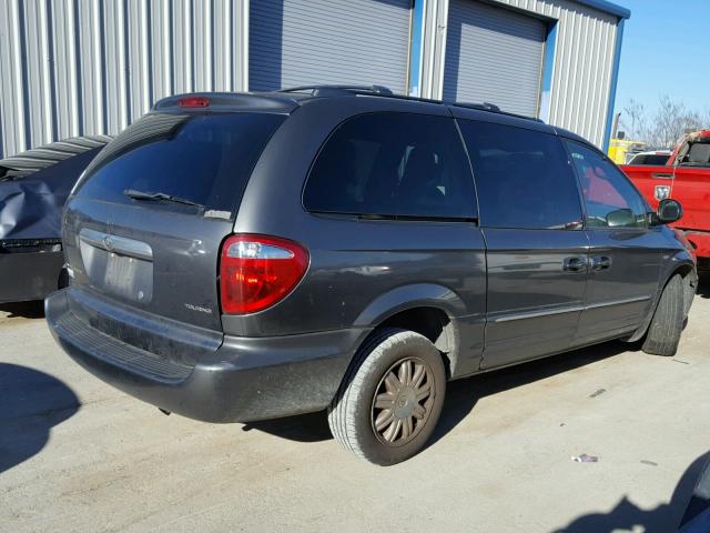 2C4GP54L44R518555 - 2004 CHRYSLER TOWN & COU GRAY photo 4