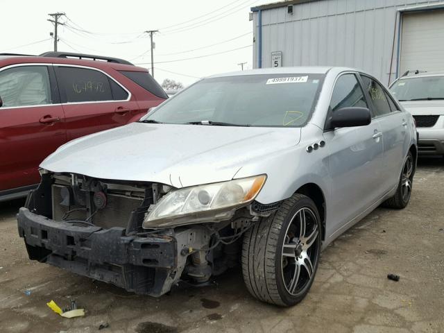 JTNBE46K373073331 - 2007 TOYOTA CAMRY NEW SILVER photo 2