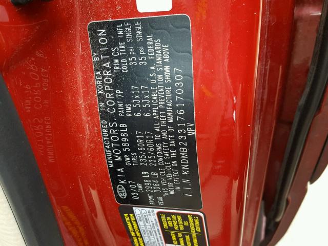 KNDMB233176170307 - 2007 KIA SEDONA EX RED photo 10