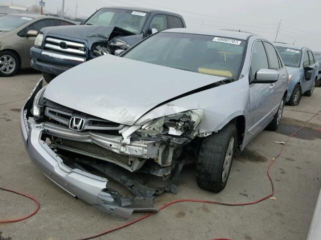 1HGCM56425L005264 - 2005 HONDA ACCORD LX SILVER photo 2