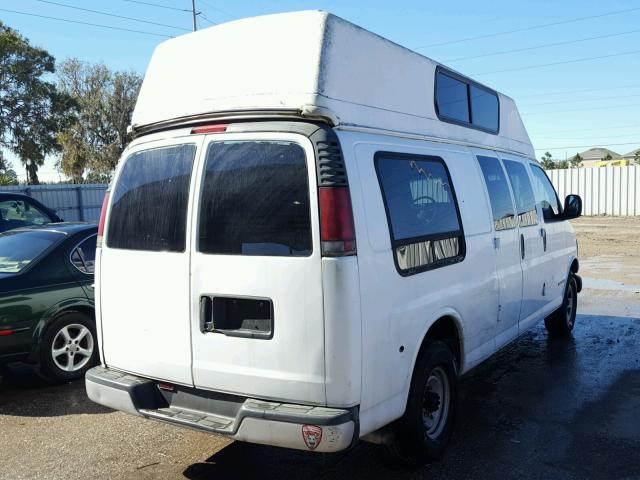 1GTHG39R511187670 - 2001 GMC SAVANA G35 WHITE photo 4