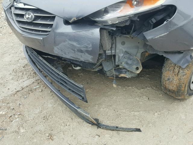 KMHDU46D69U616391 - 2009 HYUNDAI ELANTRA GL GRAY photo 9