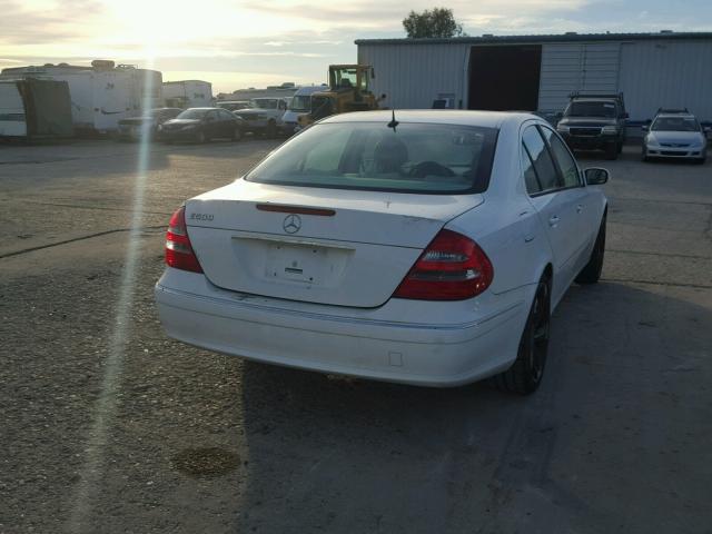 WDBUF70J53A301166 - 2003 MERCEDES-BENZ E 500 WHITE photo 4