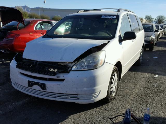 5TDZA23C24S150202 - 2004 TOYOTA SIENNA CE WHITE photo 2