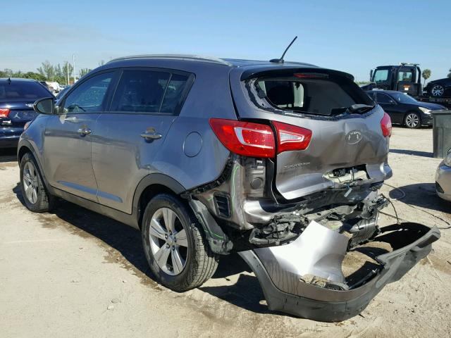 KNDPB3A25B7119957 - 2011 KIA SPORTAGE L SILVER photo 3