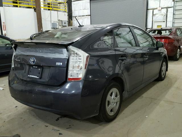 JTDKN3DU0B5372033 - 2011 TOYOTA PRIUS GRAY photo 4