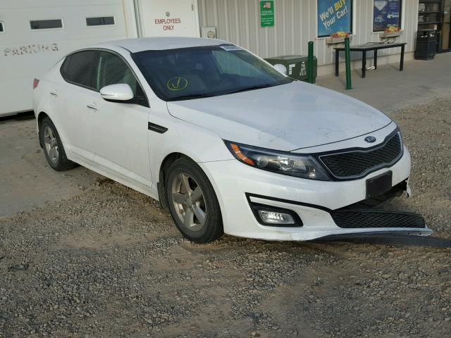 5XXGM4A7XFG489262 - 2015 KIA OPTIMA LX WHITE photo 1