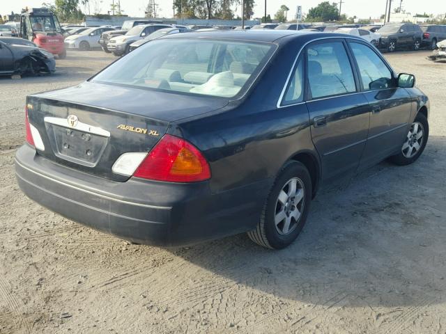 4T1BF28B7YU040097 - 2000 TOYOTA AVALON XL BLACK photo 4